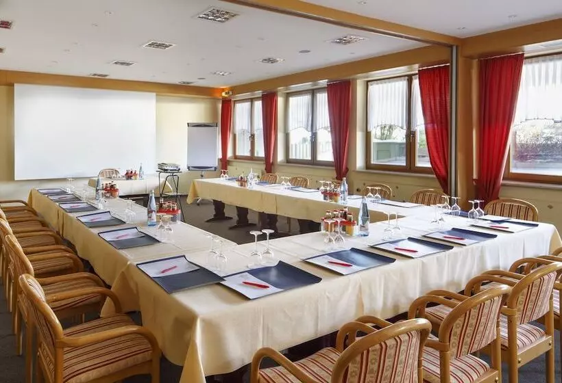 Invite Hotel Löwen Freiburg