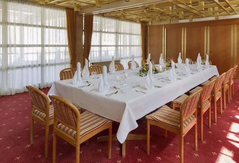 Invite Hotel Löwen Freiburg