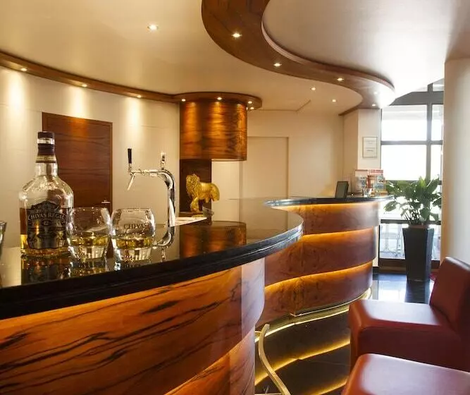 Invite Hotel Löwen Freiburg