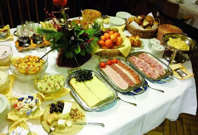 Invite Hotel Löwen Freiburg