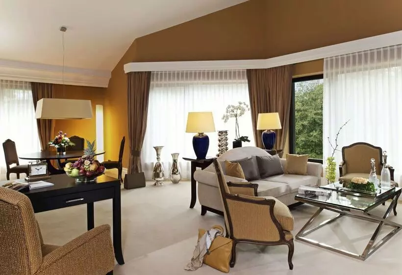 ホテル Hilton Frankfurt Gravenbruch