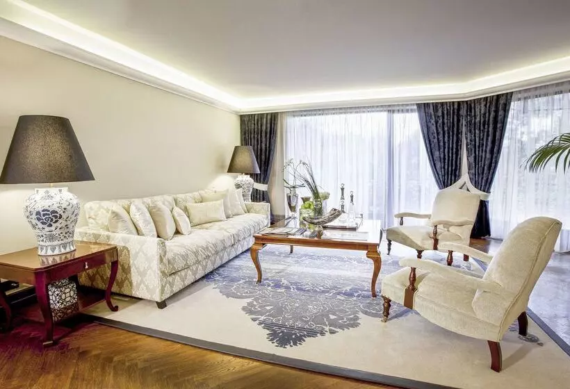 ホテル Hilton Frankfurt Gravenbruch