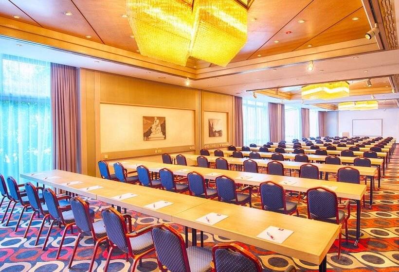 Leonardo Hotel Karlsruhe