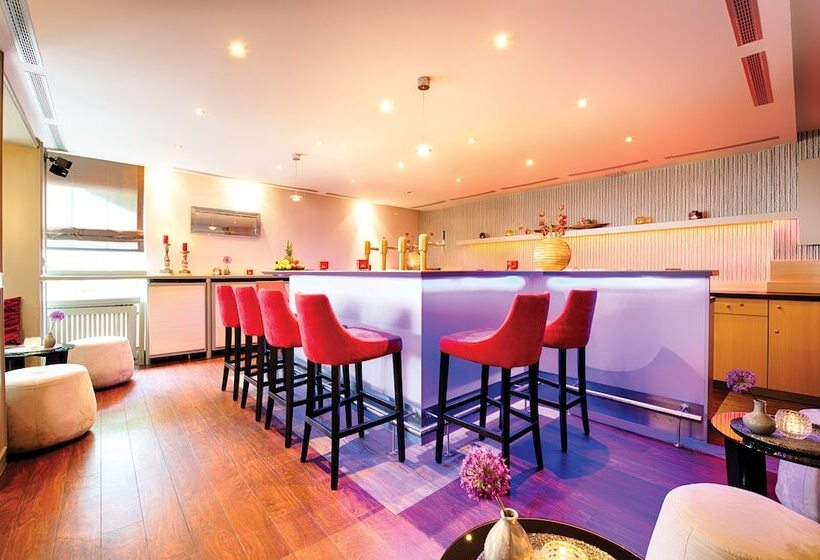 Leonardo Hotel Karlsruhe