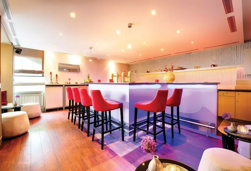 Leonardo Hotel Karlsruhe