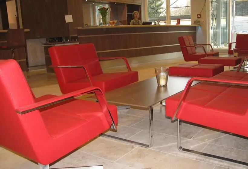 Отель Lowengarten