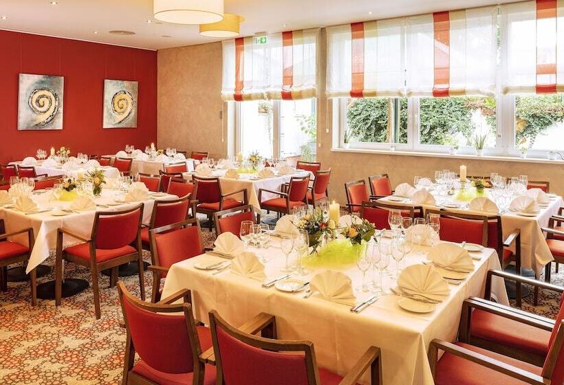 בית מלון כפרי Lowengarten