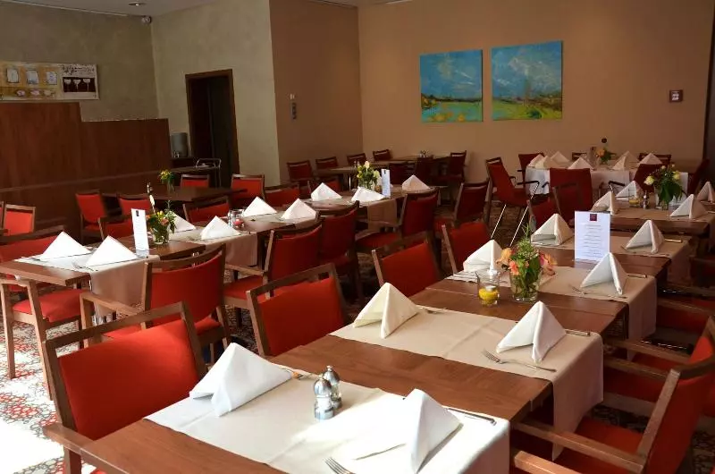 Отель Lowengarten