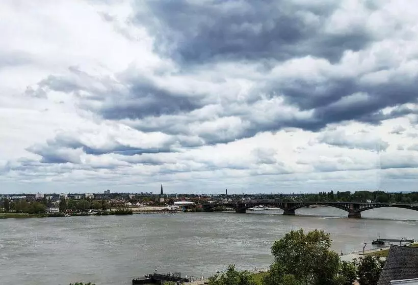 فندق Mainzer Hof