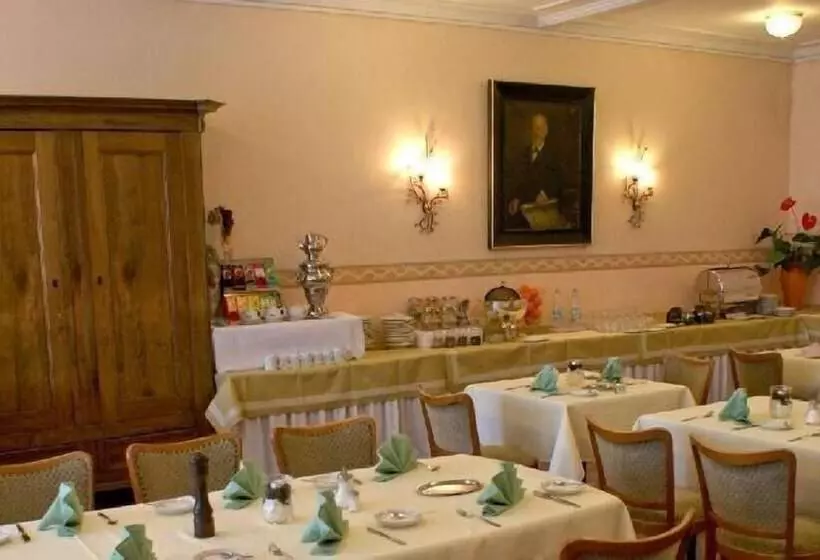 בית מלון כפרי Nicolay Zur Post