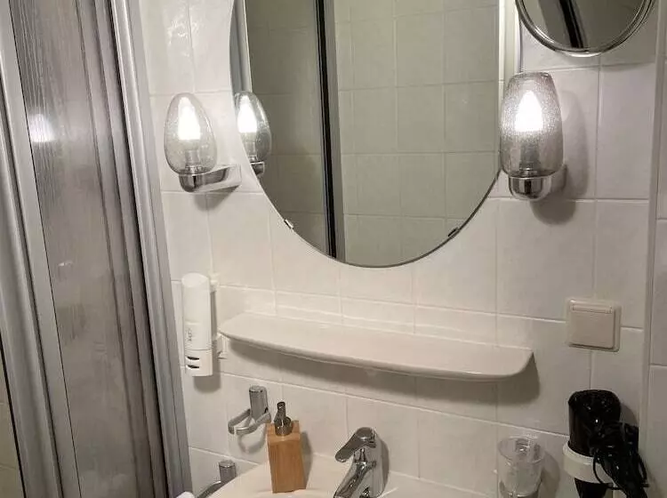 בית מלון כפרי Schlangenbader Hof