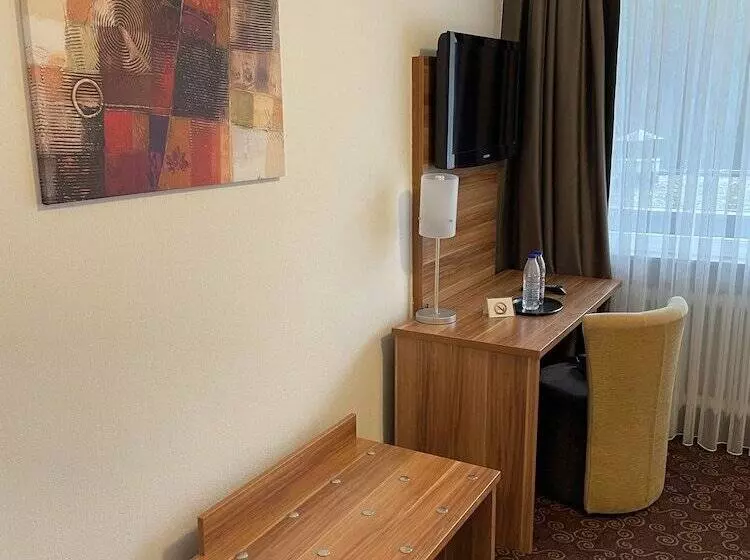 בית מלון כפרי Schlangenbader Hof