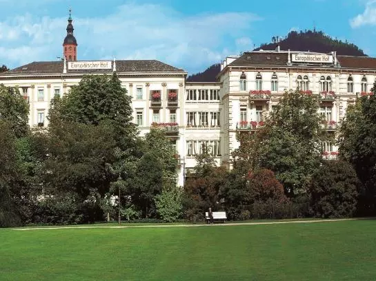 فندق Steigenberger Europäischer Hof