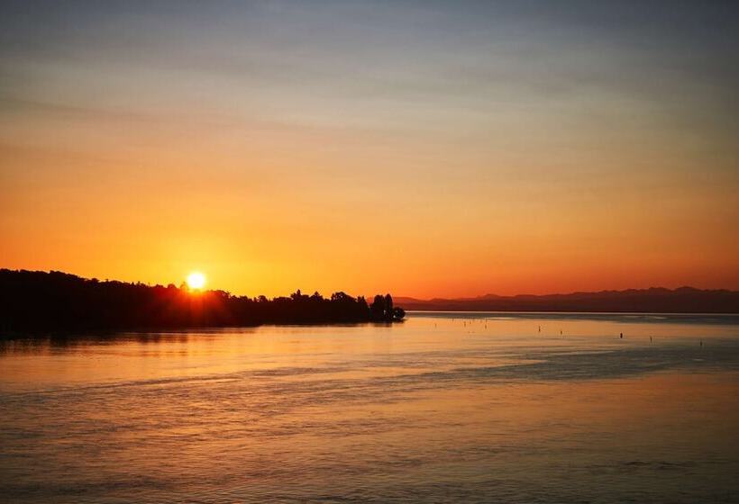 Отель Steigenberger Insel