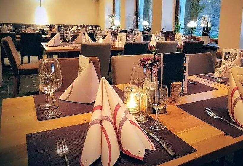 בית מלון כפרי Weinhaus Berg