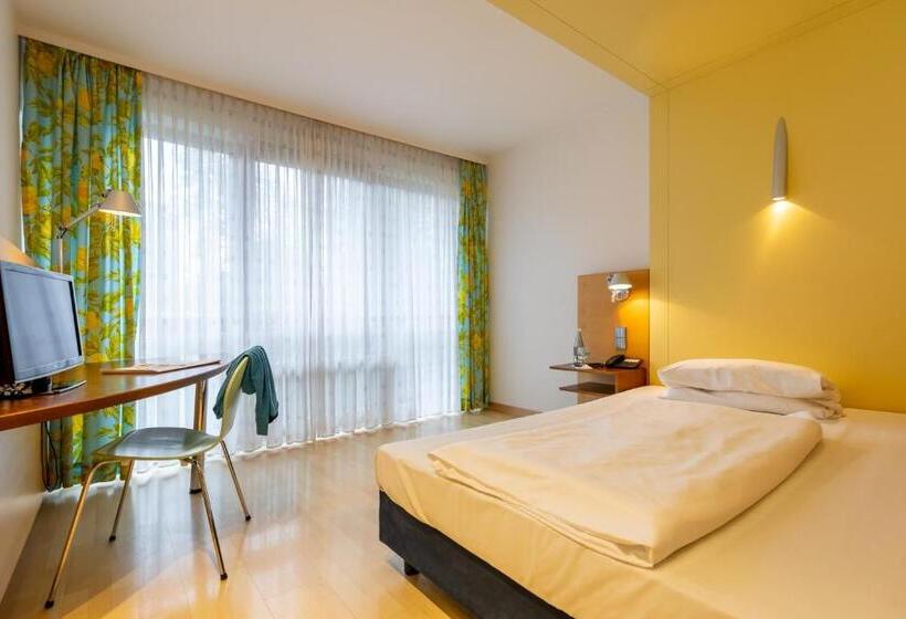 مُتل Baden Baden