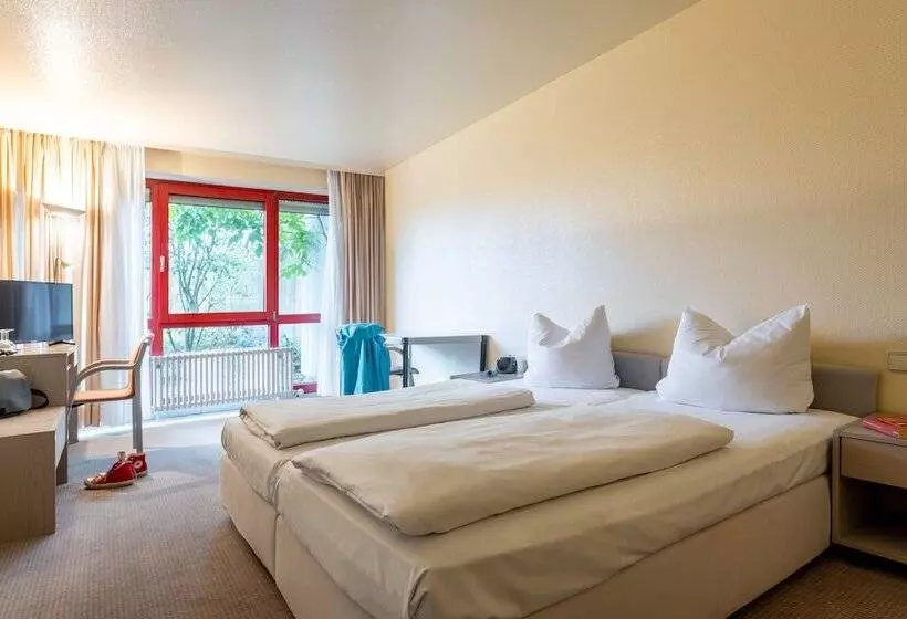 汽车旅馆  Baden Baden