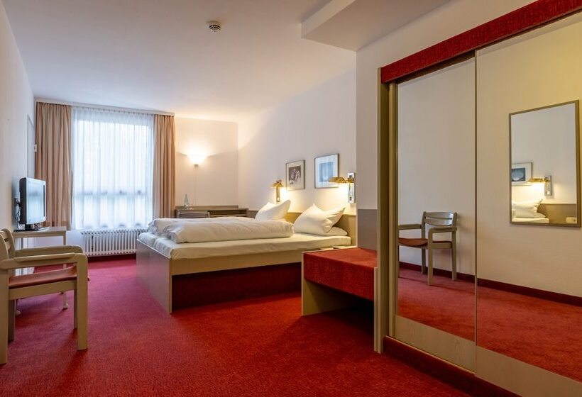 مُتل Baden Baden