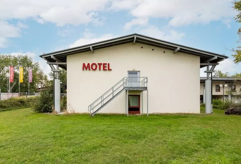 汽车旅馆  Baden Baden