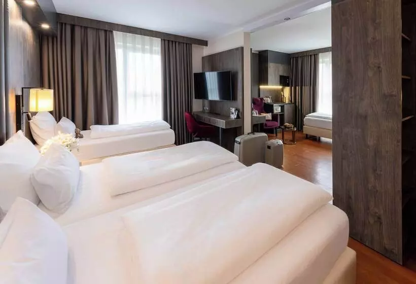 Plaza Premium Parkhotel Neu Ulm