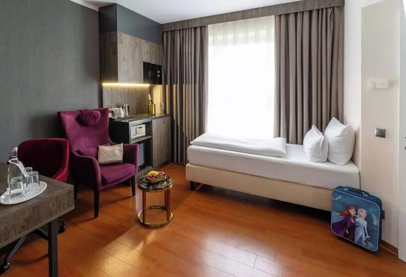 Plaza Premium Parkhotel Neu Ulm