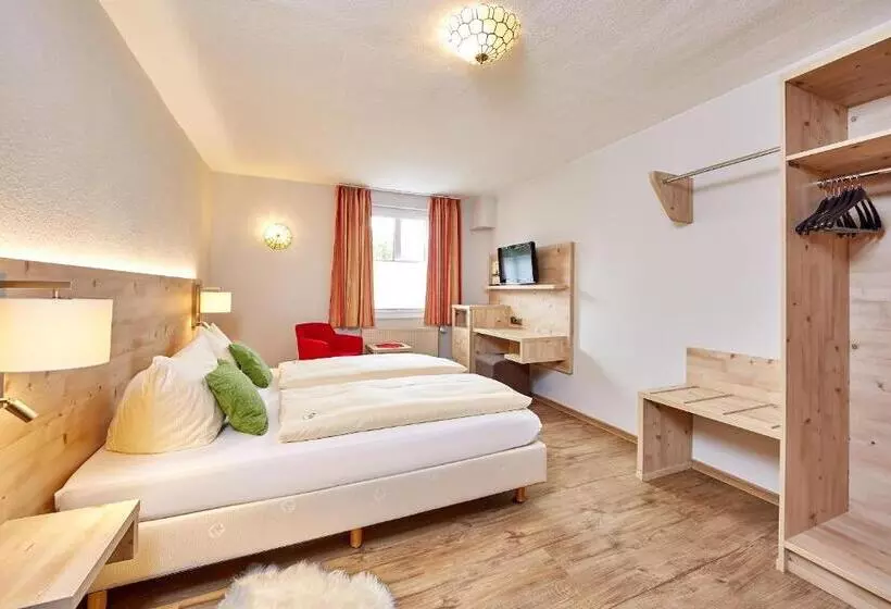 酒店 Zum Turm     Apartments Und Gästezimmer