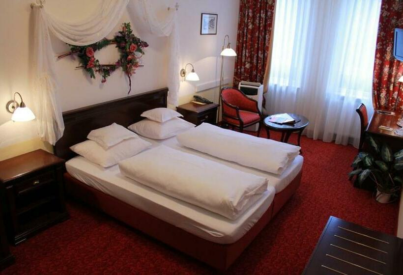 Hotelli Am Josephsplatz