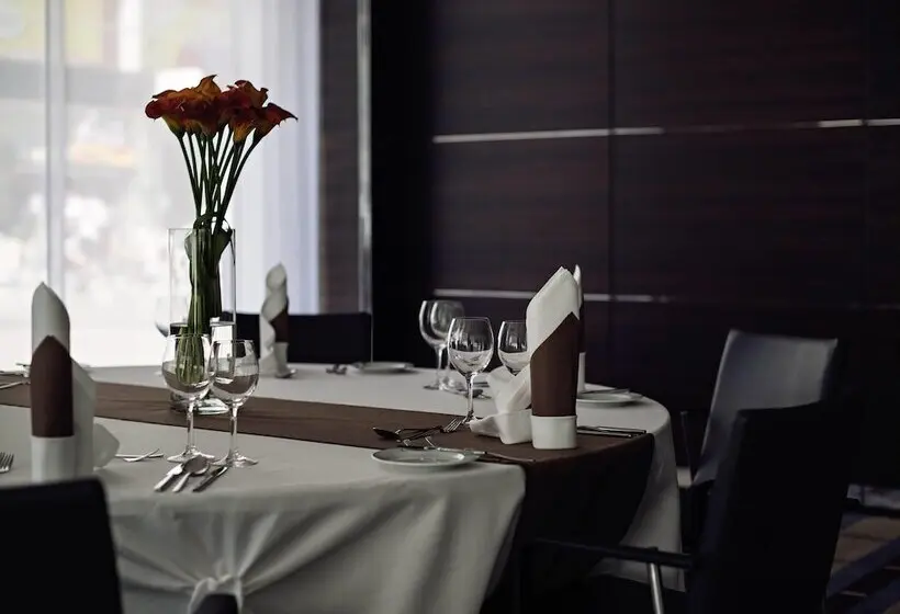 ホテル Barceló Dresden Newa