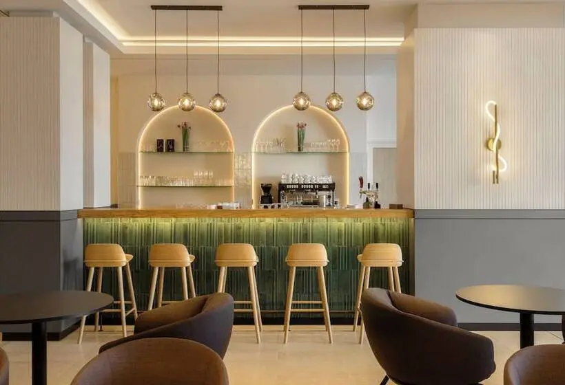 ホテル Barceló Dresden Newa