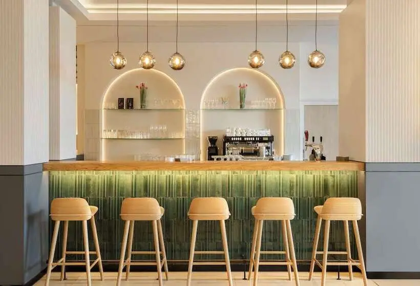 ホテル Barceló Dresden Newa