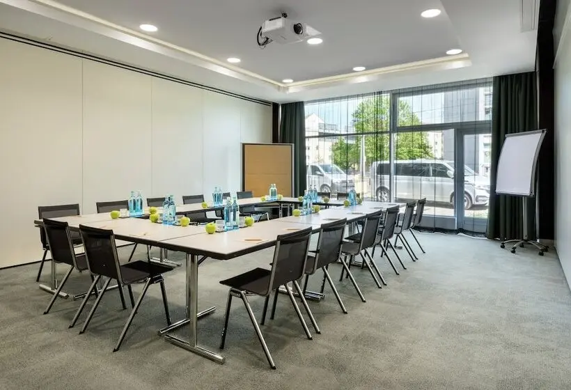 ホテル Barceló Dresden Newa