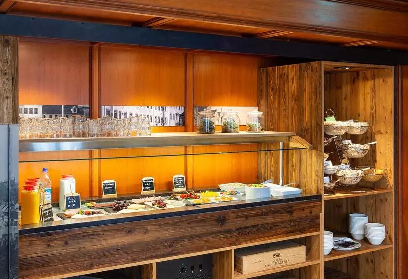 Hotelli Bayerischer Hof