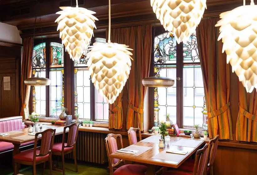 Hotelli Bayerischer Hof