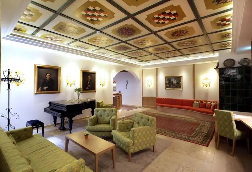 Hotelli Bayerischer Hof