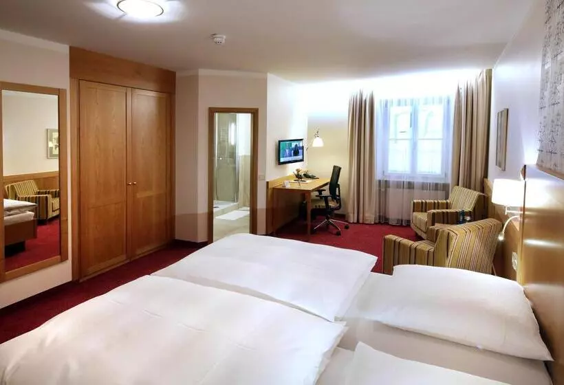 Hotelli Bayerischer Hof