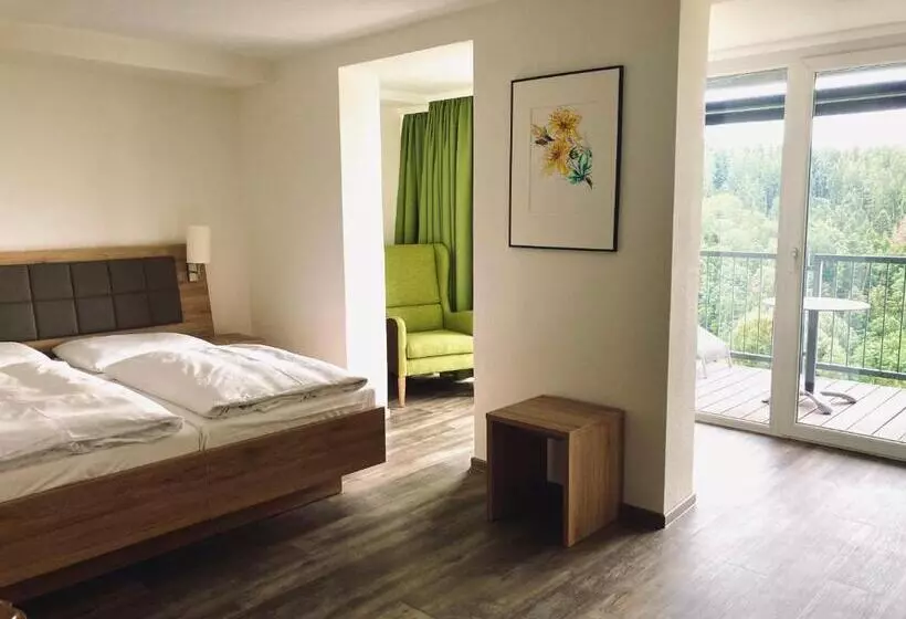 Hotel Berg Gasthof Hötzelein