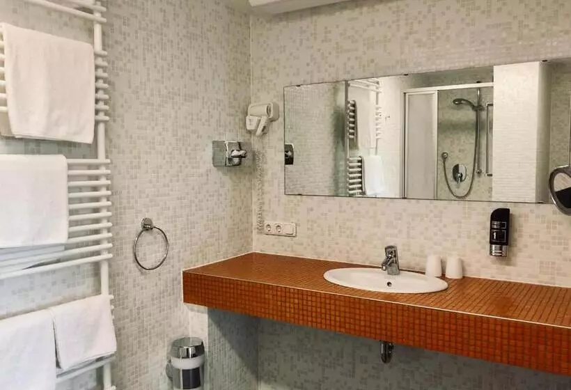 Hotel Berg Gasthof Hötzelein