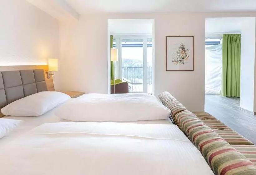 Hotel Berg Gasthof Hötzelein