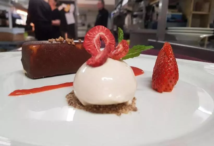 Hotel Berg Gasthof Hötzelein