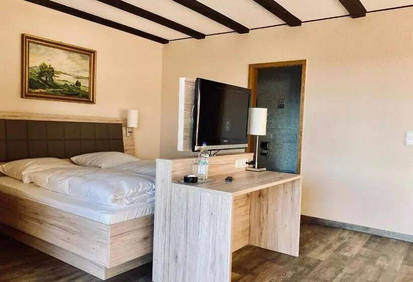 Hotel Berg Gasthof Hötzelein