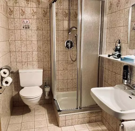 Hotel Berg Gasthof Hötzelein