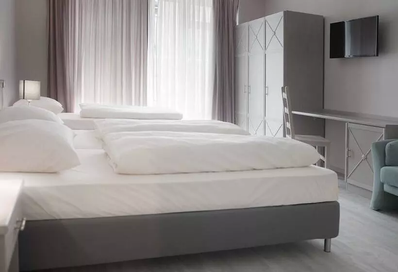 Hotel Deutsches Theater