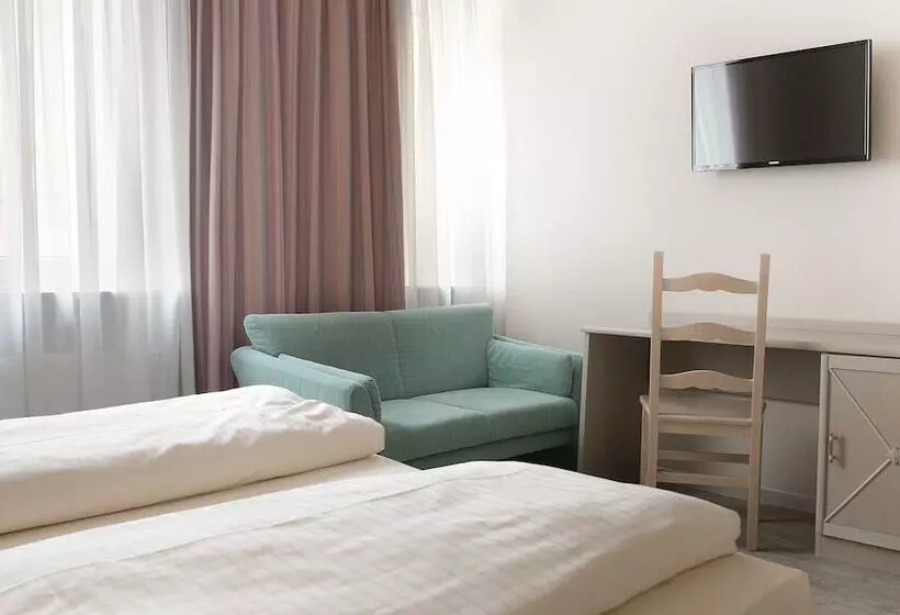 Hotel Deutsches Theater