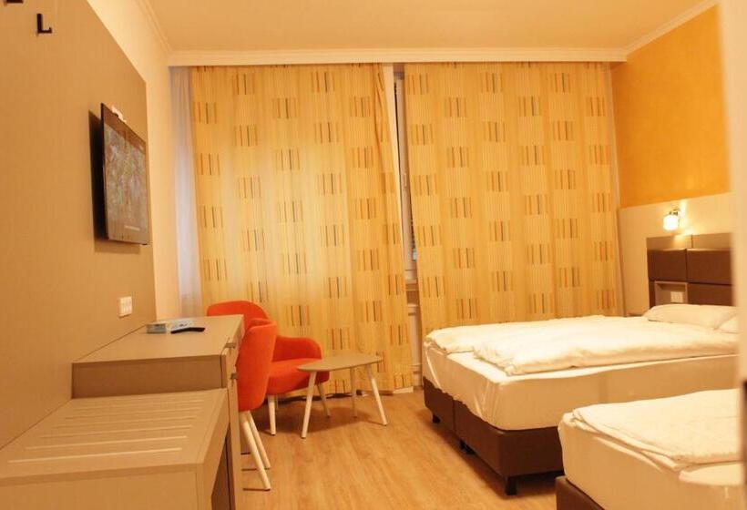 Hotel Isar City