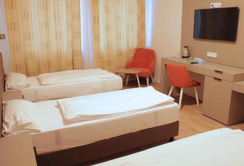 Hotel Isar City