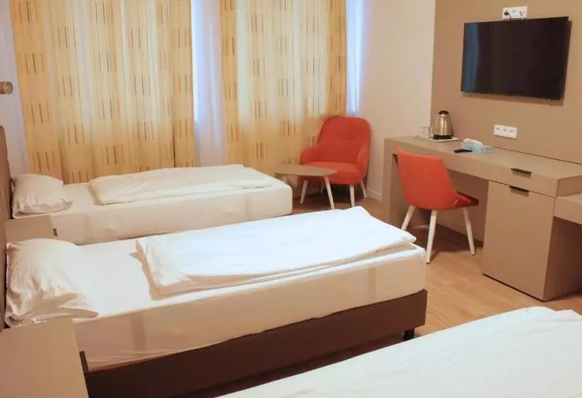Hotel Isar City