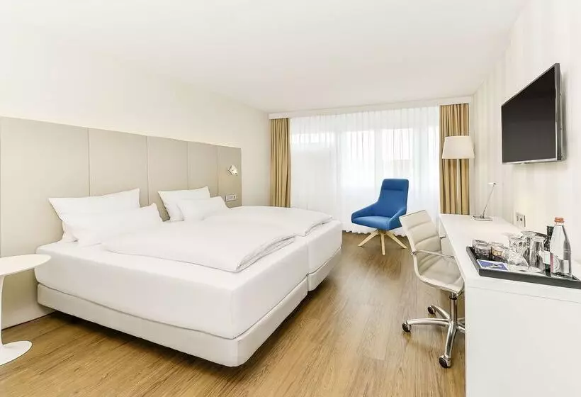 Hotelli NH Erlangen