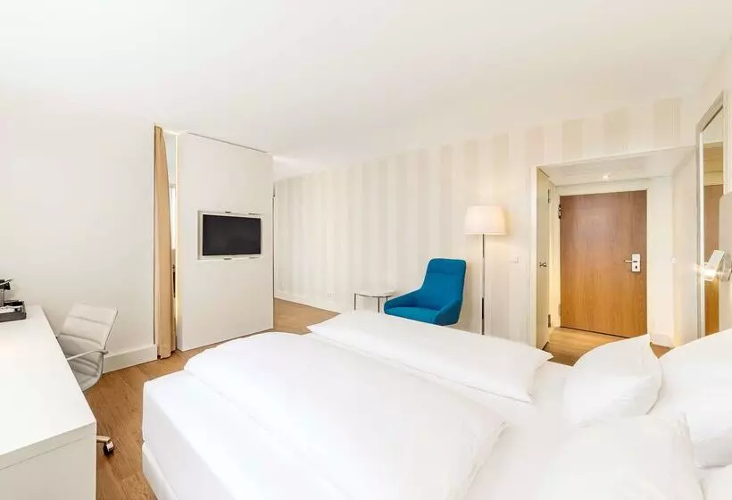 Hotelli NH Erlangen