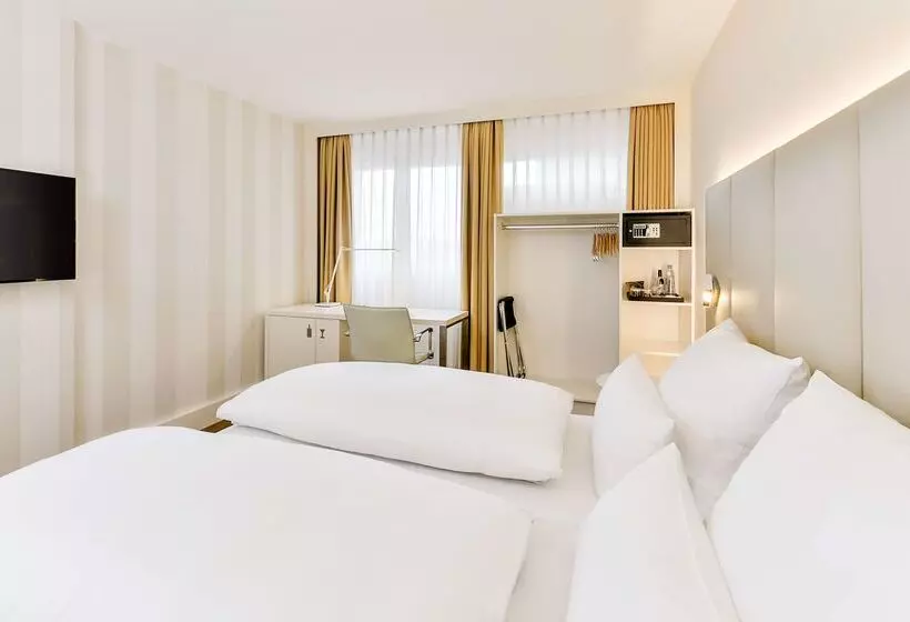 Hotelli NH Erlangen