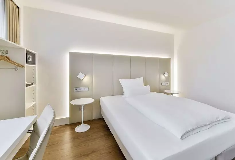 Hotelli NH Erlangen